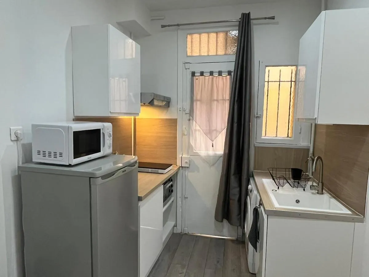Studio Nice Centre Apartment