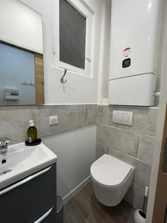 Studio Nice Centre Apartment